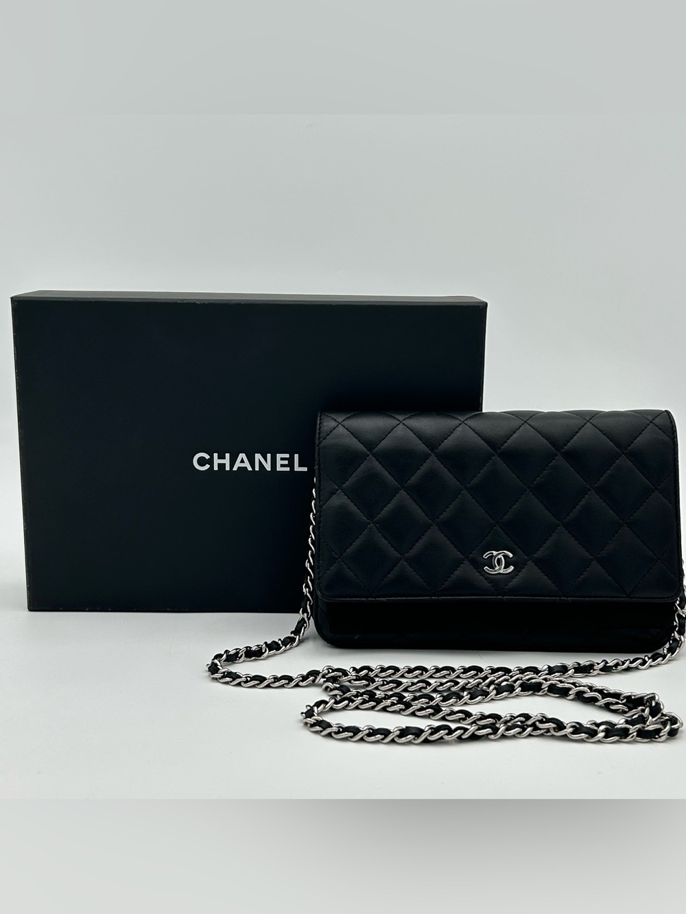 CHANEL Black Classic Wallet on Chain